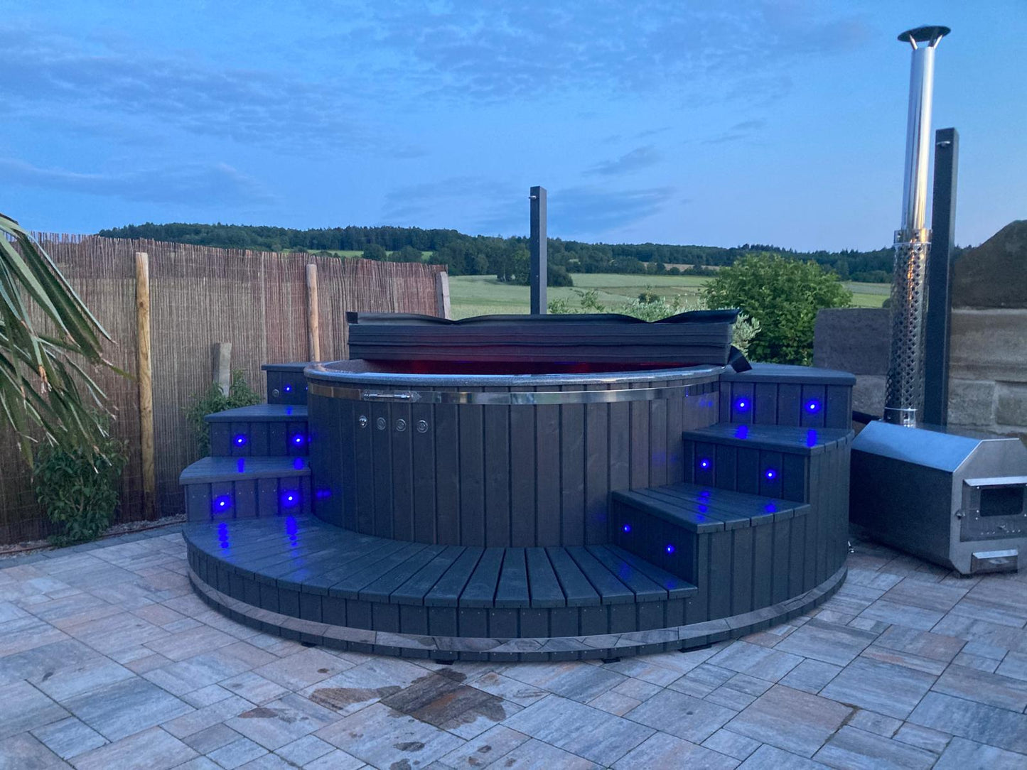 Hot tub with large terrace