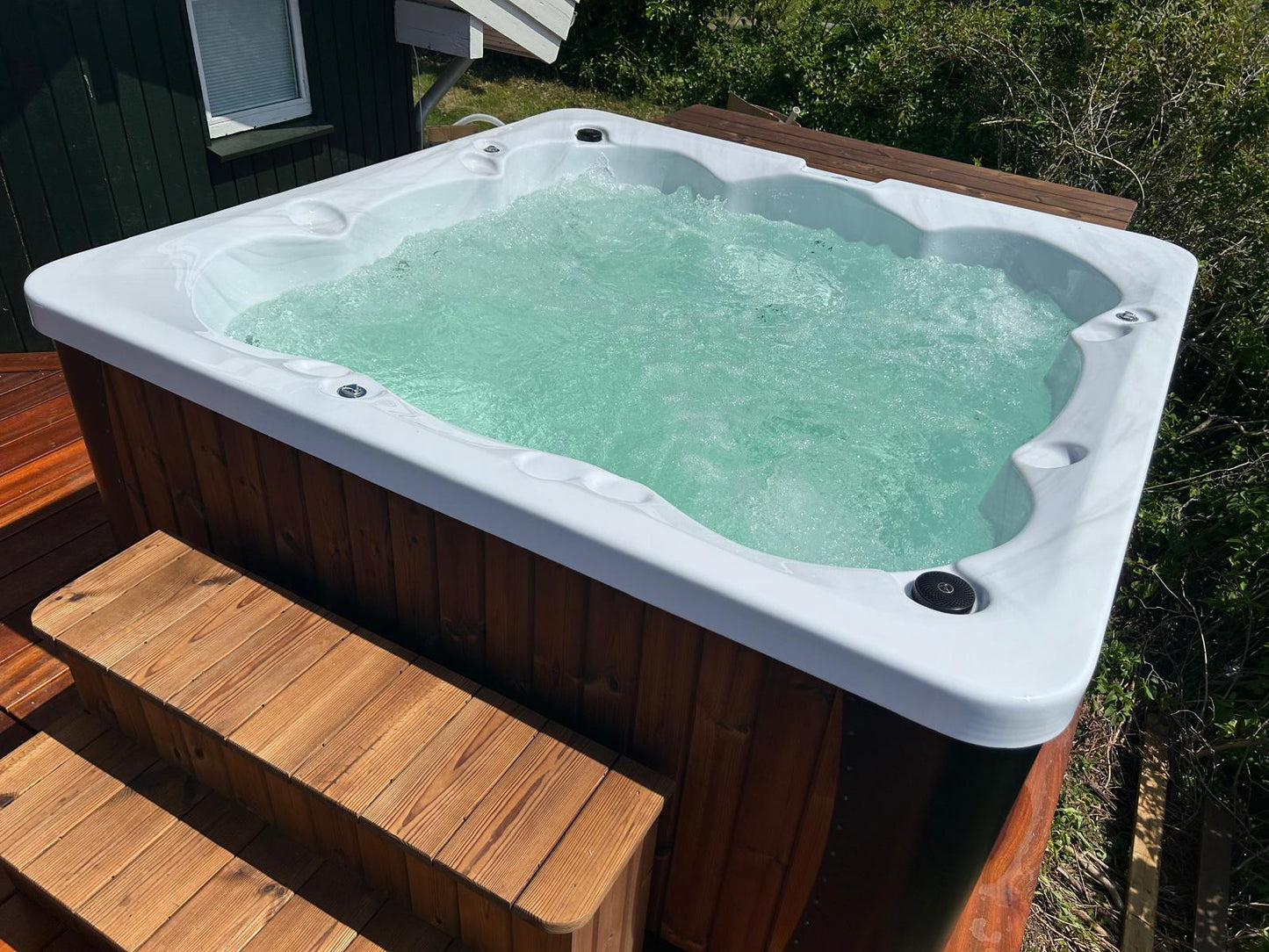 Whirlpool mit Wärmepumpenheizung