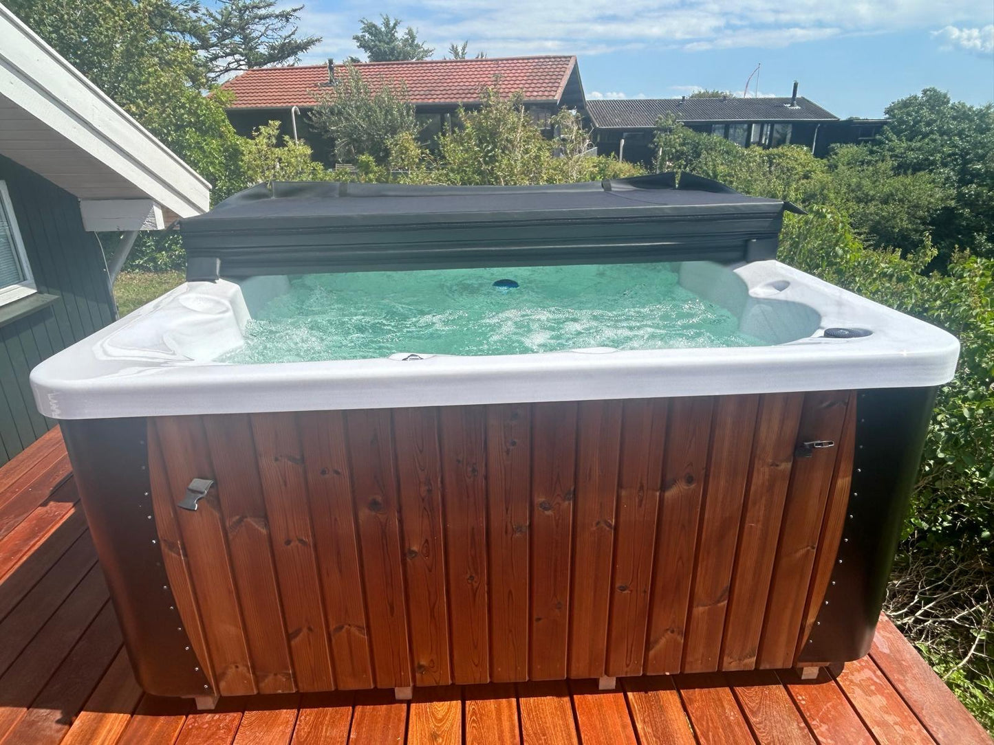 Whirlpool mit Wärmepumpenheizung